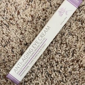 dōTERRA anti-aging eye cream NIB